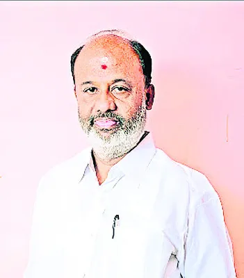 బదిలీల్లో ఏకపక్ష నిర్ణయాలు సరికాదు 