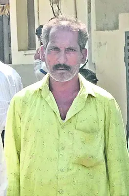 అప్పుల బాధతో ఆటో డ్రైవర్‌ ఆత్మహత్య