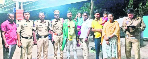 జవాన్‌కు ఘన స్వాగతం
