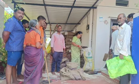 మూడు నెలల కోటా.. ఆరుసార్లు వేలిముద్ర 