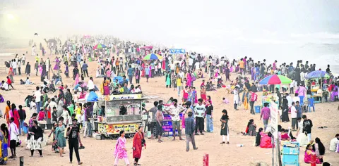 నగరమంతా తీరంలోనే.! 
