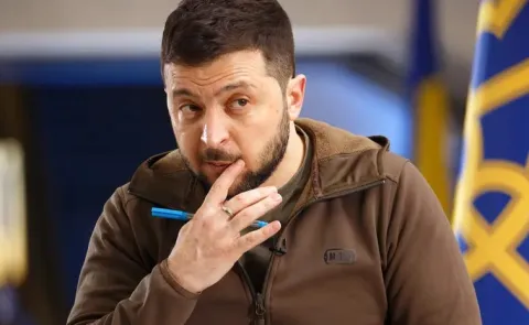 Mega Drone Attack on Russia; Zelensky Shares Details13