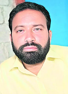 లారీ, బైక్‌ ఢీ.. కాంగ్రెస్‌ నాయకుడి దుర్మరణం