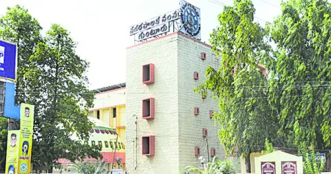 అప్పుడు తప్పు.. ఇప్పుడు ఒప్పు ! 