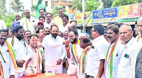 గాంధీ కుటుంబానికే దేశాన్ని పాలించే సత్తా