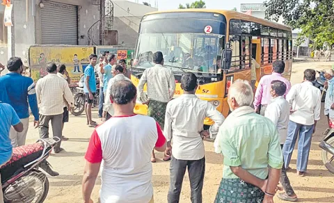 Villagers Blocking Private School Buses 