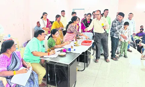 చదువుతోనే  సమాజంలో గుర్తింపు