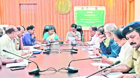 యువత మత్తుకు దూరంగా ఉండాలి
