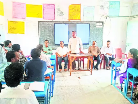 వేంకటేశ్వరుడికి ప్రత్యేక అలంకరణ