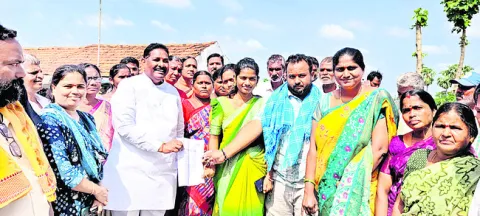 కొలతల ప్రకారమే ఇళ్లు నిర్మించుకోవాలి