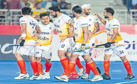 Hockey players to get Rs 25,000 per month pocket allowance8