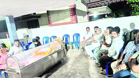 ఆదర్శ