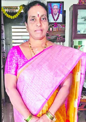 ఆర్టీసీ బస్సు ఢీకొని మహిళ మృతి