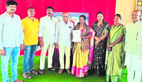 9999 @ రూ.5.50 లక్షలు 