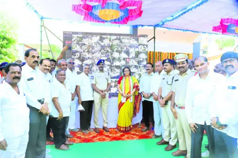 నేరస్తులను గుర్తించడంలో సీసీ కెమెరాలు కీలకం 