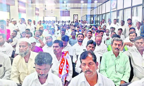 అక్రమ