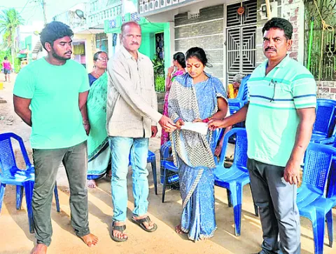 ‘ఆహ్వానించి అవమానించారు’ 