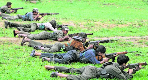 సరిహద్దులో హై అలెర్ట్‌ 