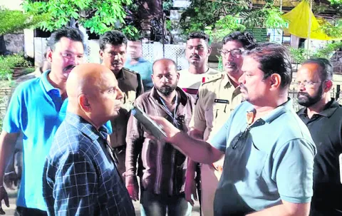 కారు బీభత్సం 