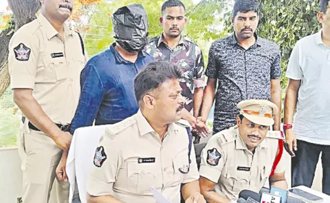 Srisatya Sai District Puttaparthi DSP Vijay Kumar overaction