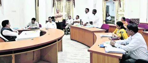 వాతావరణ ం
