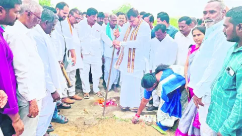 ‘పేద విద్యార్థులకు వరంలా గురుకులాలు’
