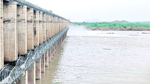 జూరాలకు 45వేల క్యూసెక్కులు 