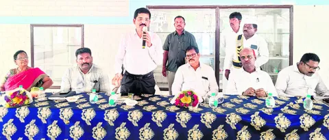 28లోపు ఉచిత విద్య ప్రవేశాలు 