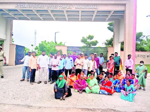 అవినీతిపై విచారణ చేపట్టాలి