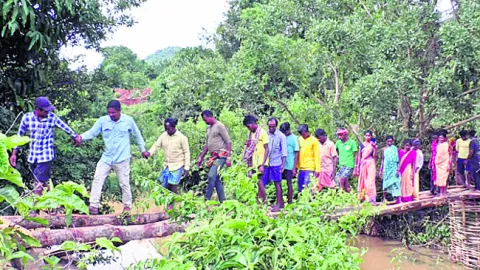 పాలకుల ఆలస్యం.. గిరిజనుల లౌక్యం 