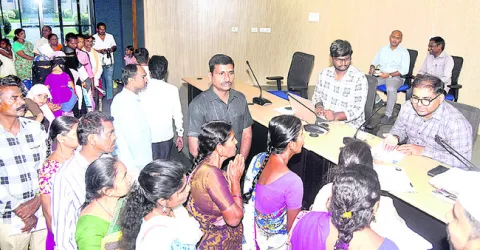 సమస్యలు.. విన్నపాలు 