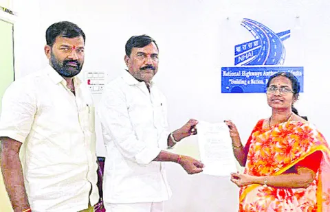 గుమ్మడిదల టోల్‌ ప్లాజా తొలగించండి