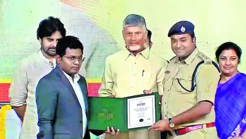 వరల్డ్‌ బుక్‌ ఆఫ్‌ రికార్డ్స్‌లో స్థానం