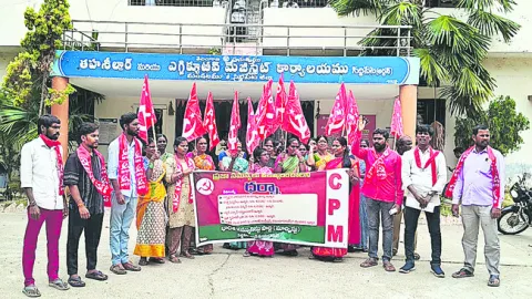 అర్హులందరికీ ఇందిరమ్మ ఇళ్లు ఇవ్వాలి