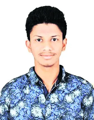 ఏయూ లా విద్యార్థి సోమశేఖర్‌ అరుదైన రికార్డు 