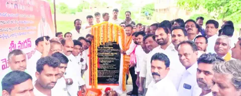 కాంగ్రెస్‌ ప్రభుత్వంలోనే అభివృద్ధి