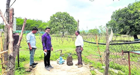 మిషన్‌ భగీరథ నీటిని అందిస్తాం