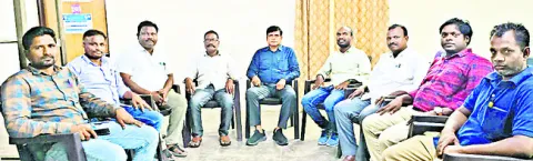 బైలాకు విరుద్ధంగా ఎంపికై న కమిటీ చెల్లదు 