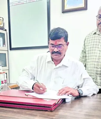 అందరూ సమన్వయంతో పనిచేయాలి 
