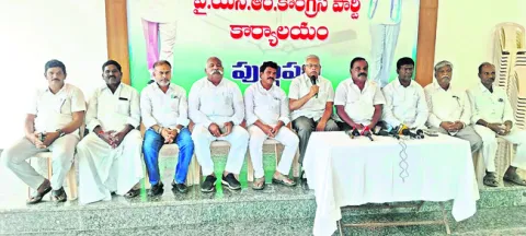 కేవీకే పుట్టపర్తిలోనే ఏర్పాటు చేయాలి 