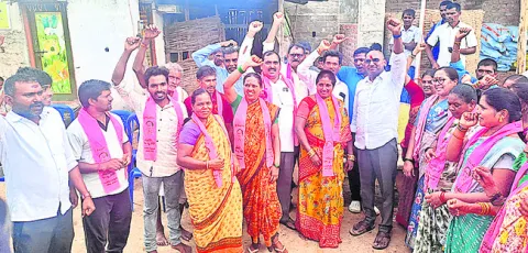 పేదలకు అన్యాయం చేస్తే ఊరుకోం