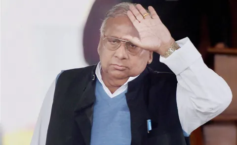 Former Congress Mp Vh Hanumantha Rao Comments On Living Relationship Culture In Hyderabad