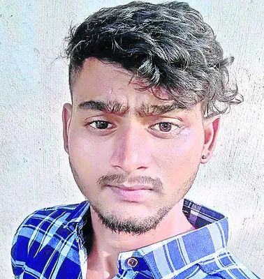 ఉరి వేసుకుని యువకుడి ఆత్మహత్య