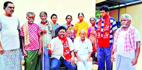 రైతులను నట్టేట ముంచిన సీడ్స్‌ యాజమాన్యం