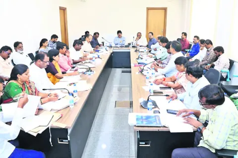 పథకాలు పక్కాగా అమలు కావాలి