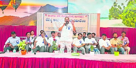 సమస్యల పరిష్కారానికి కృషి 