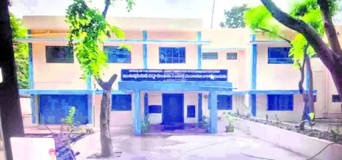 సీటు వదలని అక్రమార్కుడు!