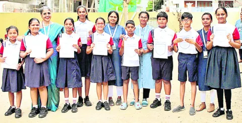 పారమిత విద్యార్థుల ప్రతిభ