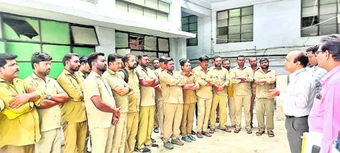 మాజీ 