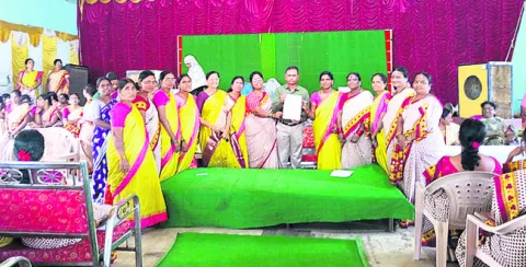 హామీలు నెరవేర్చకుంటే సార్వత్రిక సమ్మె